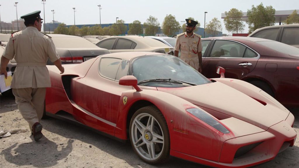 قبرستان خودروهای سوپراسپرت در دبی